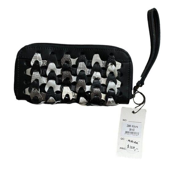 NWT Octopus Handbags Handmade Black Silver Leather Hippie Zip Wristlet Wallet - Picture 1 of 5